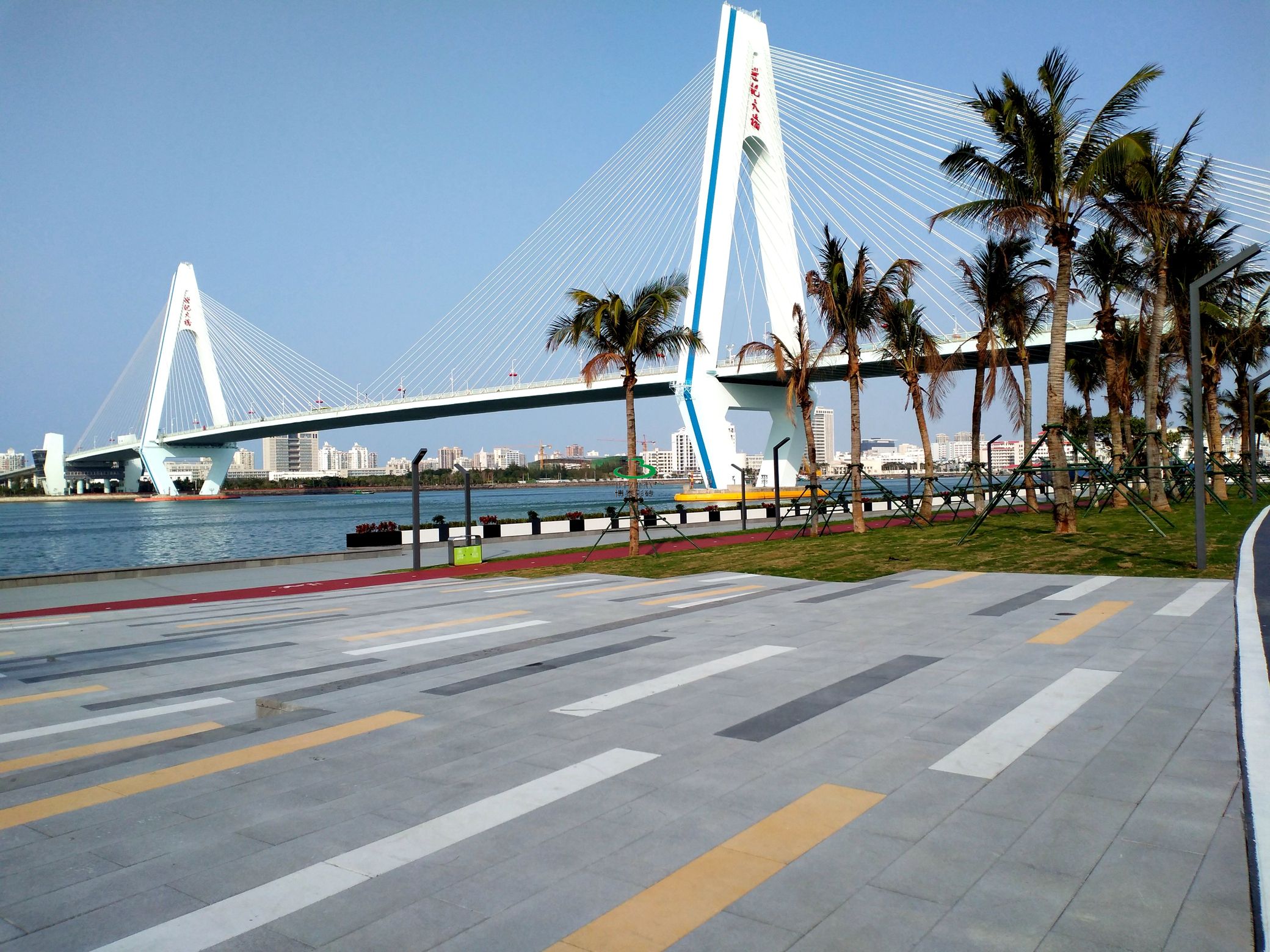 ?？跒骋魳窂V場仿石磚應(yīng)用案例